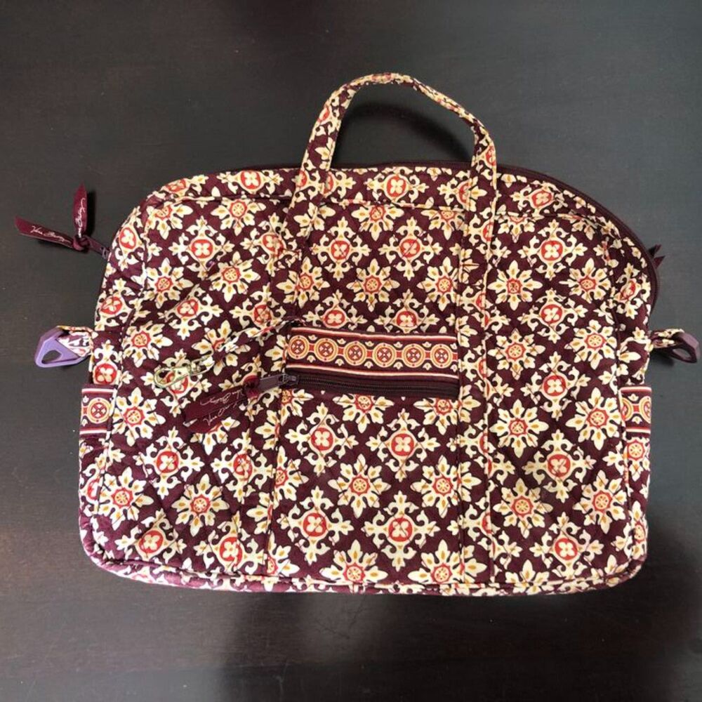 Vera Bradley Medallion Pattern Quilted Laptop Bag